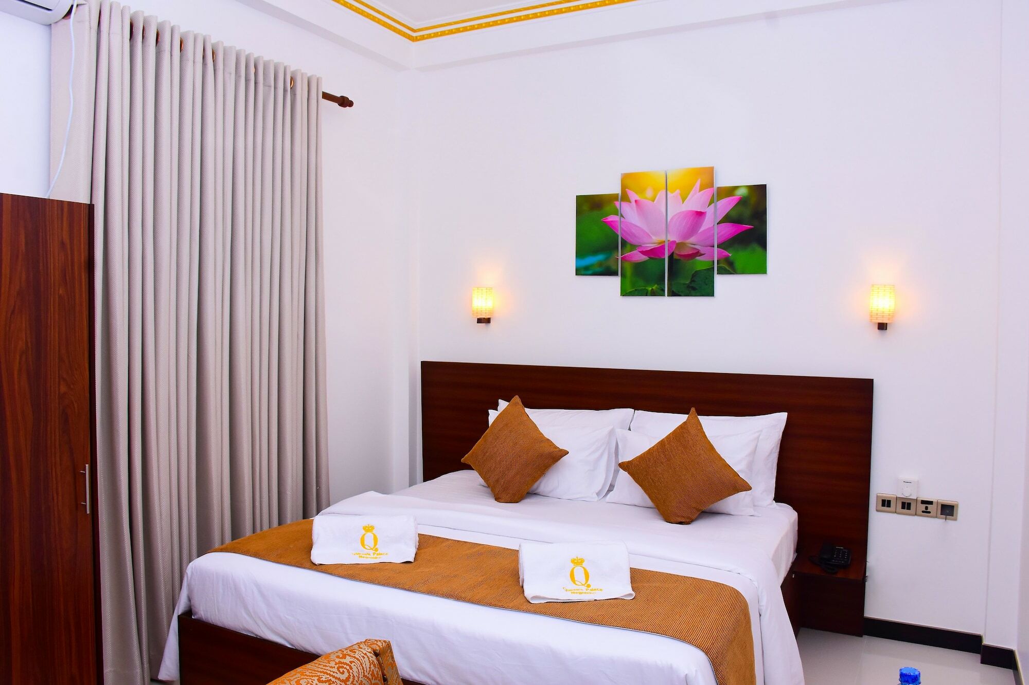 Negombo New Queen'S Palace Eksteriør bilde